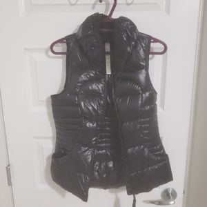 Lululemon Down Vest 6 Black